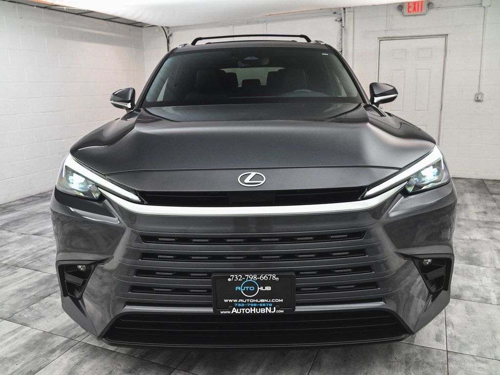2024 Lexus TX 350 photo 2