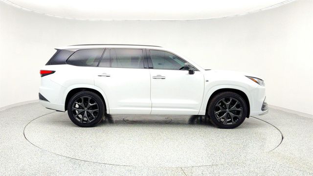 2024 Lexus TX TX 500h F SPORT Luxury AWD w/ Technology & Convenience Packages - 22958773 - 3