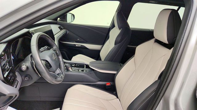 2024 Lexus TX TX 500h F SPORT Luxury AWD w/ Technology & Convenience Packages - 23027461 - 19