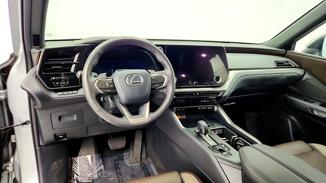 2024 Lexus TX TX 550h+ Luxury AWD with Technology & Convenience Packages - 22966154 - 12