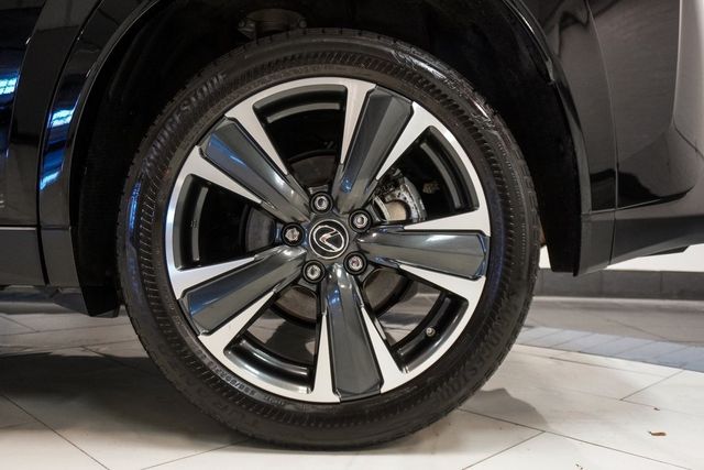 2024 Lexus UX UX 250h Premium AWD - 22971878 - 33