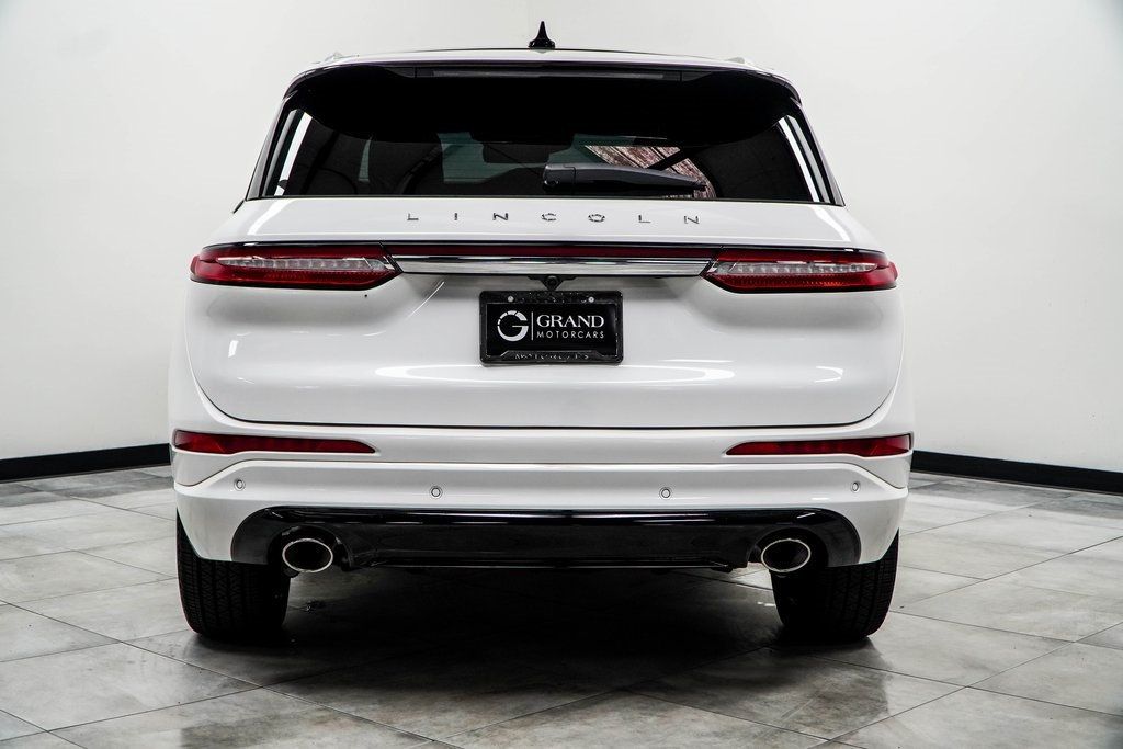 2024 Lincoln Corsair Grand Touring photo 9