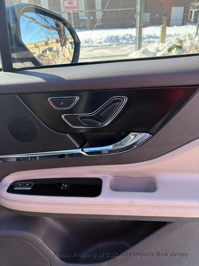 2024 Lincoln Corsair Premiere AWD,GROUP 101A,PANORAMIC VISTA ROOF,CO PILOT 360 - 22981751 - 28