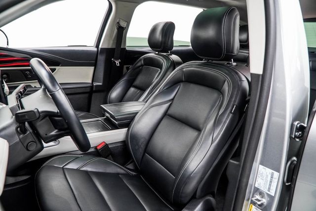 2024 Lincoln Nautilus Premiere AWD - 22960881 - 37