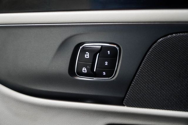 2024 Lincoln Nautilus Premiere AWD - 22960881 - 44