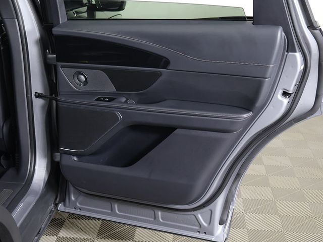2024 Lincoln Nautilus Premiere AWD - 23028330 - 28