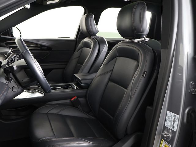 2024 Lincoln Nautilus Premiere AWD - 23028330 - 33