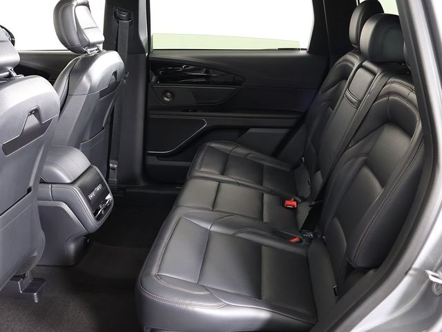 2024 Lincoln Nautilus Premiere AWD - 23028330 - 37