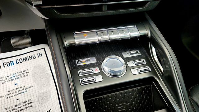 2024 Lincoln Nautilus Premiere AWD - 23079114 - 16