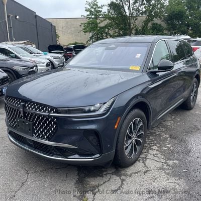 2024 Lincoln Nautilus - 5LMPJ8J45RJ864263
