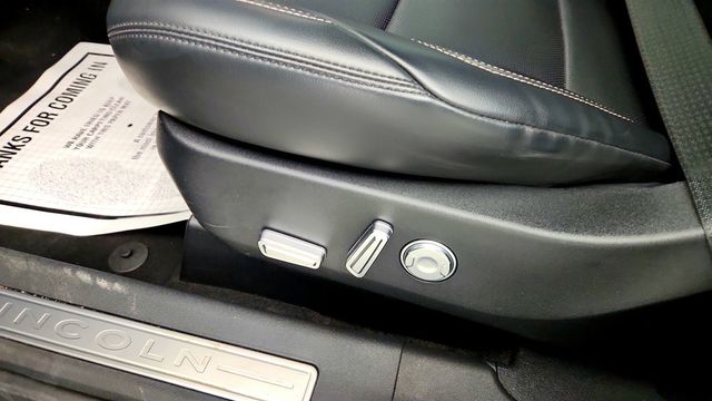 2024 Lincoln Nautilus Premiere AWD - 23081772 - 9