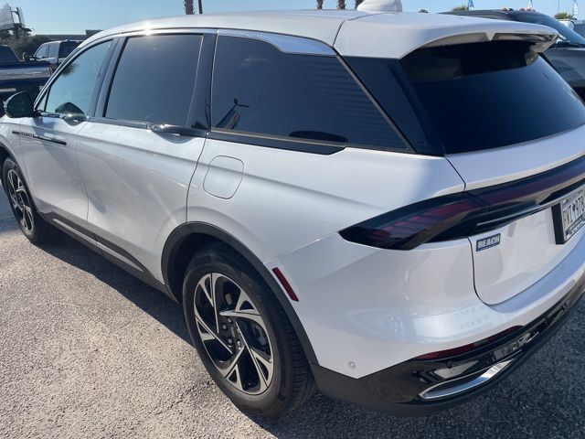 2024 Lincoln Nautilus Premiere AWD - 22950116 - 4