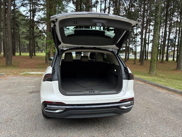2024 Lincoln Nautilus Premiere AWD - 23024151 - 16