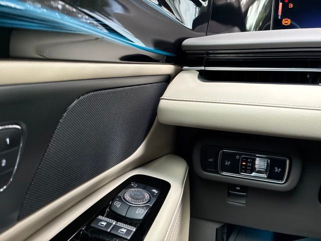 2024 Lincoln Nautilus Premiere AWD - 23024151 - 24