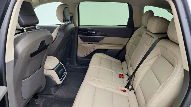 2024 Lincoln Nautilus Premiere AWD w/ 2.0L GTDI FHEV Hybrid Powertrain - 23034805 - 18