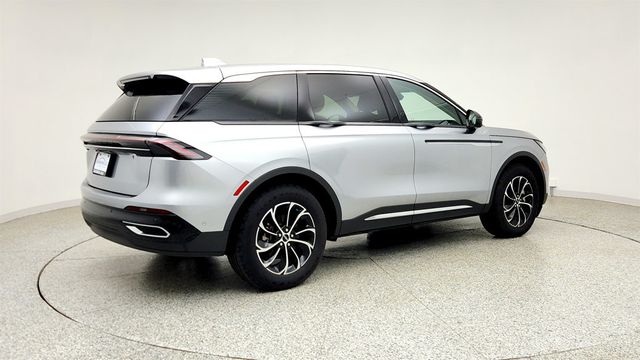 2024 Lincoln Nautilus Premiere AWD w/ 2.0L GTDI FHEV Hybrid Powertrain - 23034805 - 4