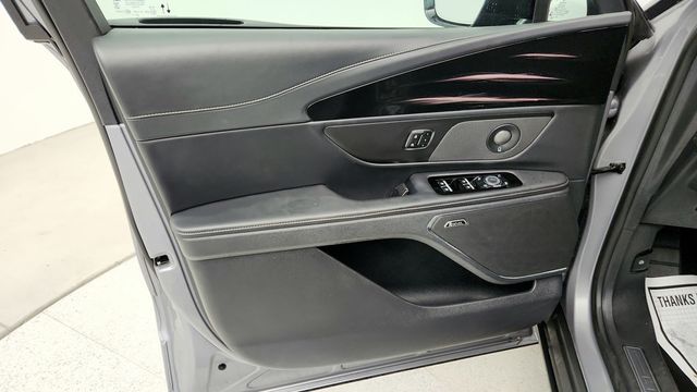 2024 Lincoln Nautilus Premiere AWD with Equipment 102A & Jet Appearance Package - 22948634 - 11