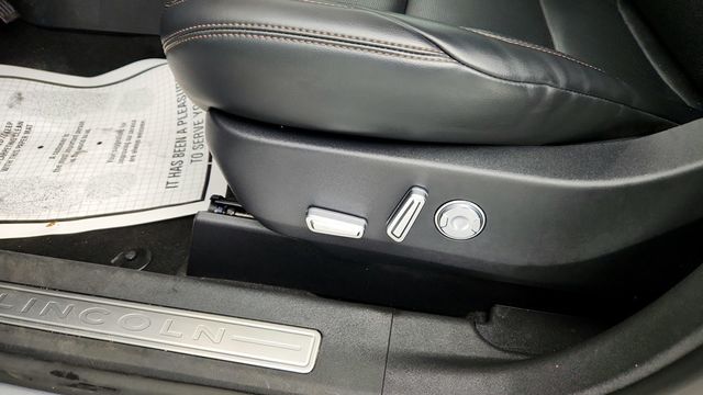 2024 Lincoln Nautilus Premiere AWD with Equipment 102A & Jet Appearance Package - 22948634 - 12