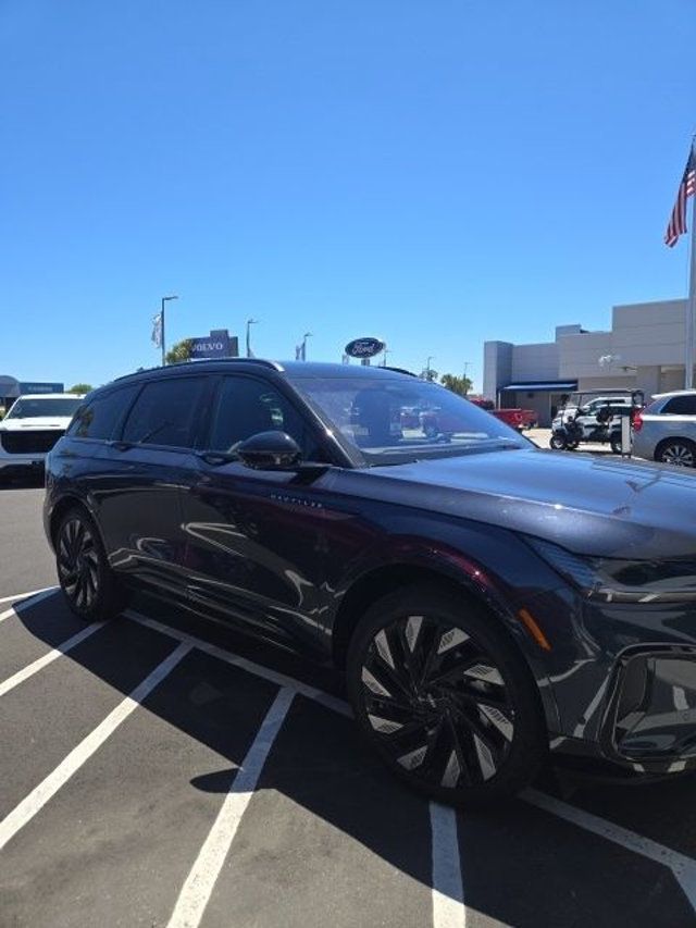 2024 Lincoln Nautilus Reserve AWD - 23028555 - 10