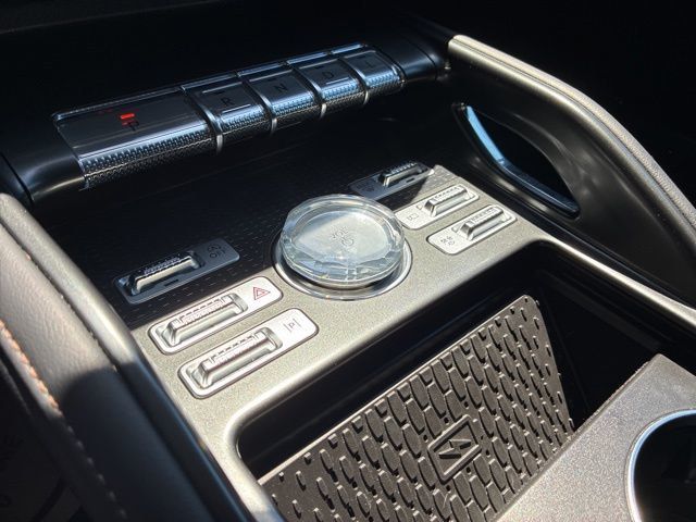 2024 Lincoln Nautilus Reserve AWD - 23028555 - 33