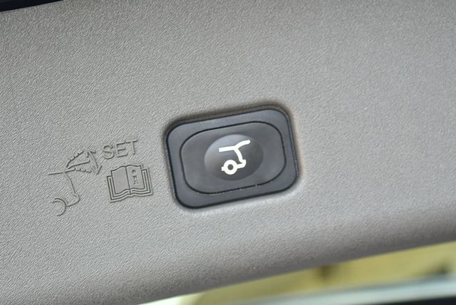 2024 Lincoln Nautilus Reserve III AWD SUV W/Equipment Group 203A - 23041001 - 19