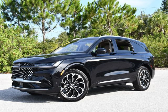 2024 Lincoln Nautilus Reserve III AWD SUV W/Equipment Group 203A - 23041001 - 23