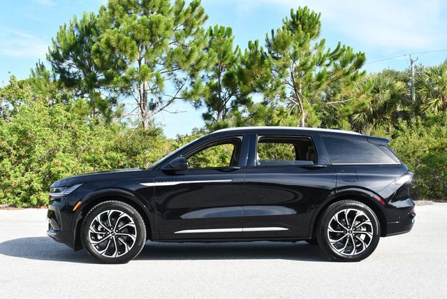 2024 Lincoln Nautilus Reserve III AWD SUV W/Equipment Group 203A - 23041001 - 25