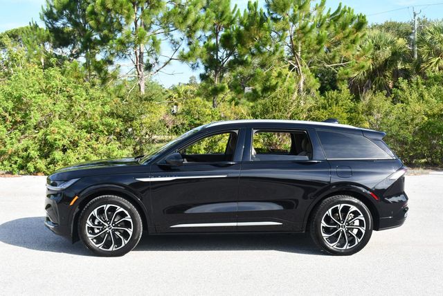 2024 Lincoln Nautilus Reserve III AWD SUV W/Equipment Group 203A - 23041001 - 27