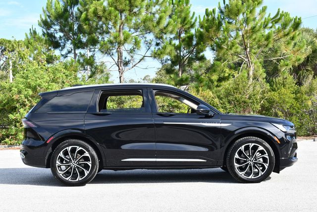 2024 Lincoln Nautilus Reserve III AWD SUV W/Equipment Group 203A - 23041001 - 33