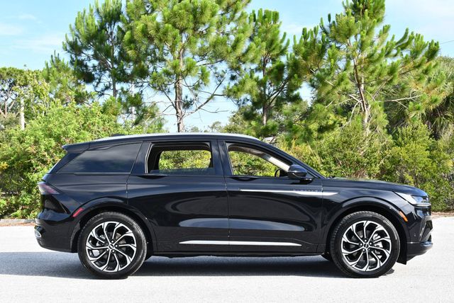 2024 Lincoln Nautilus Reserve III AWD SUV W/Equipment Group 203A - 23041001 - 34