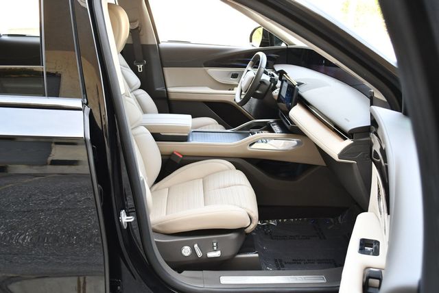 2024 Lincoln Nautilus Reserve III AWD SUV W/Equipment Group 203A - 23041001 - 45