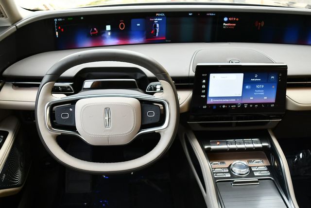 2024 Lincoln Nautilus Reserve III AWD SUV W/Equipment Group 203A - 23041001 - 46