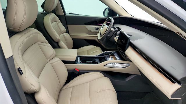 2024 Lincoln Nautilus Reserve III AWD with Equipment 203A & 21'' Wheels - 22986403 - 26