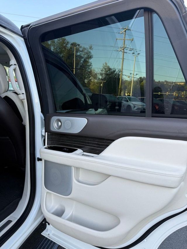 2024 Lincoln Navigator Black Label 4x4 - 23016422 - 15