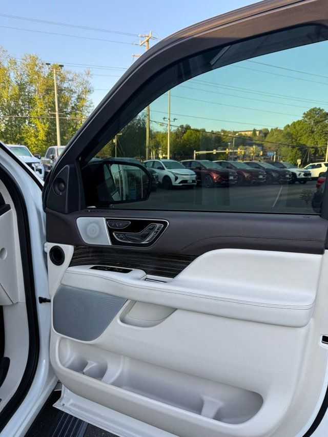 2024 Lincoln Navigator Black Label 4x4 - 23016422 - 16