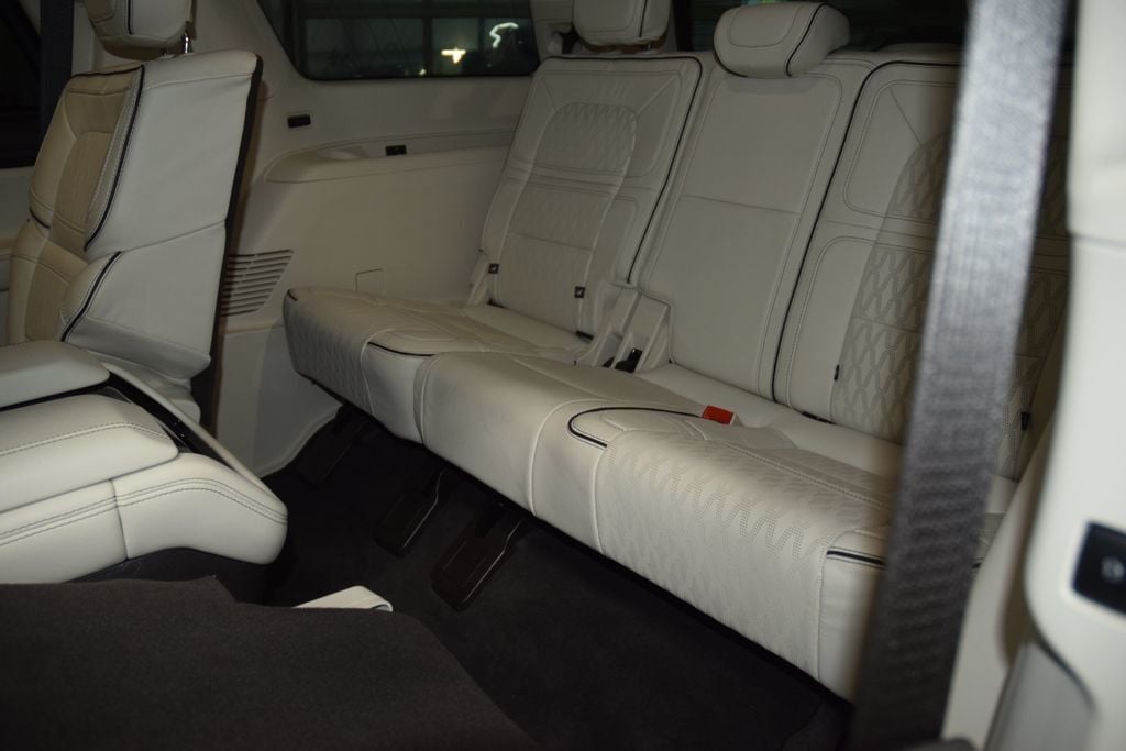 2024 Lincoln Navigator Black Label 4x4 - 23016422 - 42