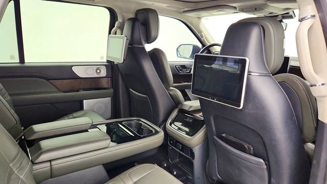 2024 Lincoln Navigator Black Label 4x4 - 23000308 - 25