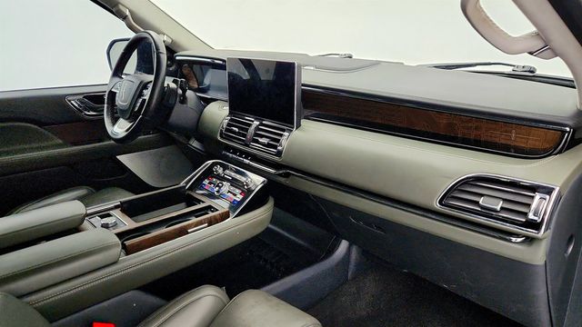 2024 Lincoln Navigator Black Label 4x4 w/ Panoramic Vista Roof, Massaging Leather Seats - 23000308 - 27