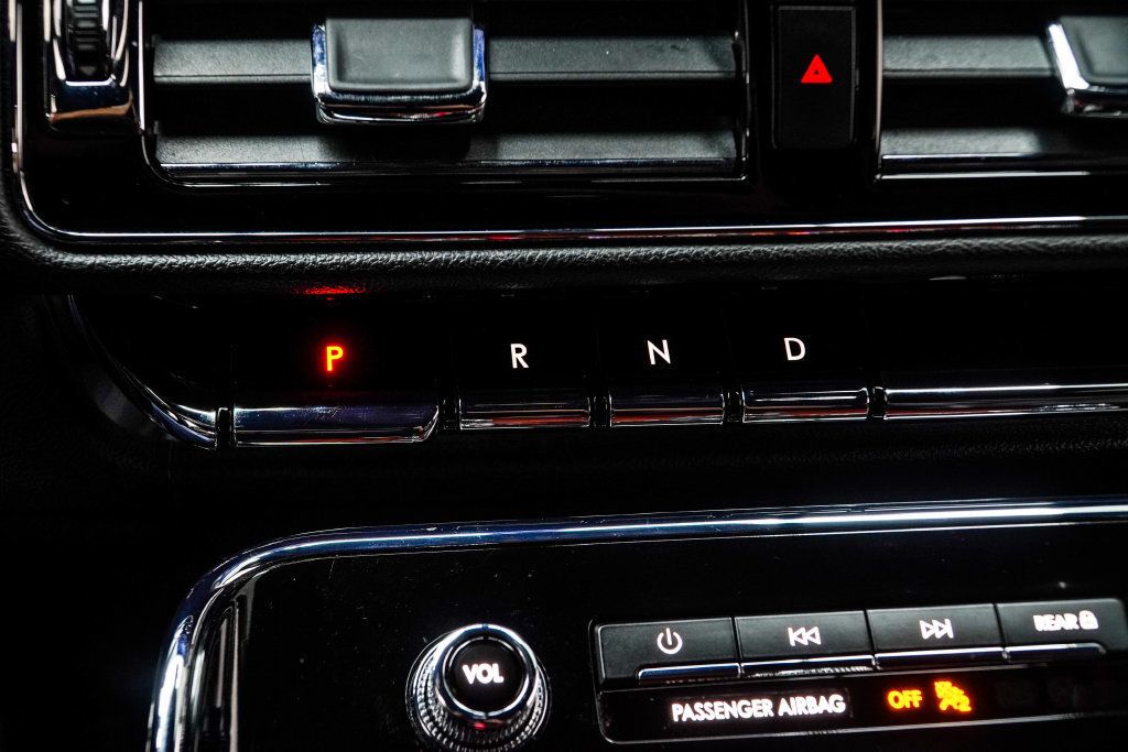 Lincoln Navigator photo 23