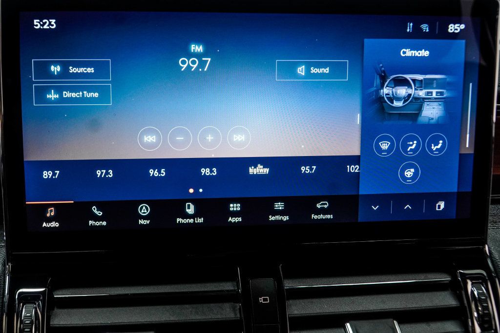 Lincoln Navigator photo 24