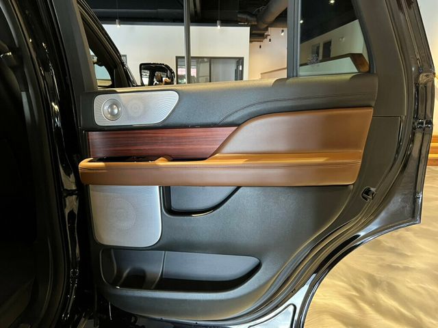2024 Lincoln Navigator Reserve/LuxuryPkg/30WayHtd&CldMassageSeats/RevelUltimaAudio/NAV - 22946531 - 30