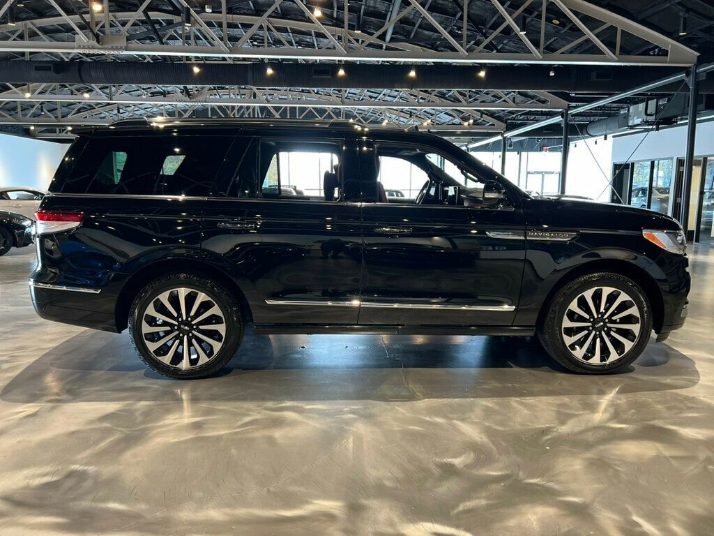 2024 Lincoln Navigator Reserve photo 3