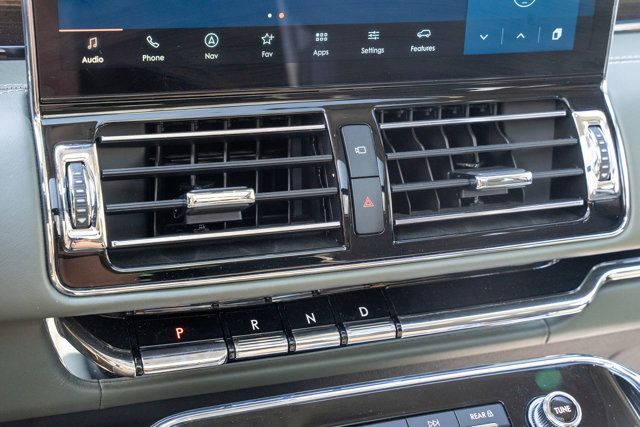 2024 Lincoln Navigator L MSRP$115370/BlackLabel-L/4WD/Heated&CooledMassagingSeats/NAV - 23051951 - 27