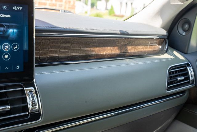 2024 Lincoln Navigator L MSRP$115370/BlackLabel-L/4WD/Heated&CooledMassagingSeats/NAV - 23051951 - 42