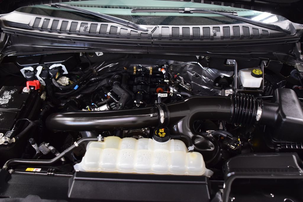 2024 Lincoln Navigator L Premiere - 23039638 - 28