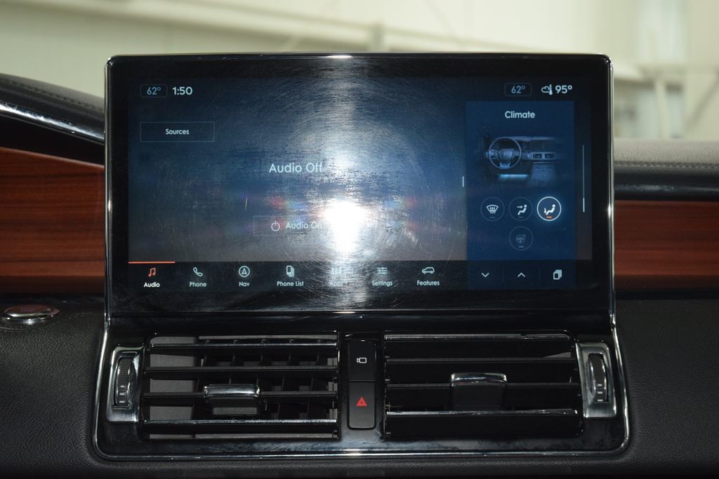 2024 Lincoln Navigator L Premiere - 23039638 - 30