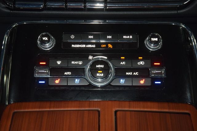 2024 Lincoln Navigator L Premiere - 23039638 - 32