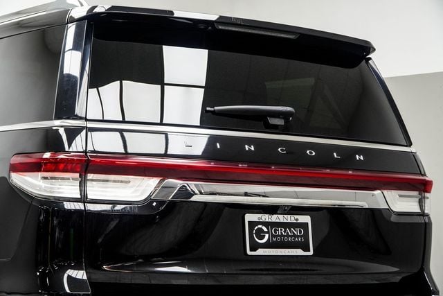 2024 Lincoln Navigator L Premiere - 22898743 - 12