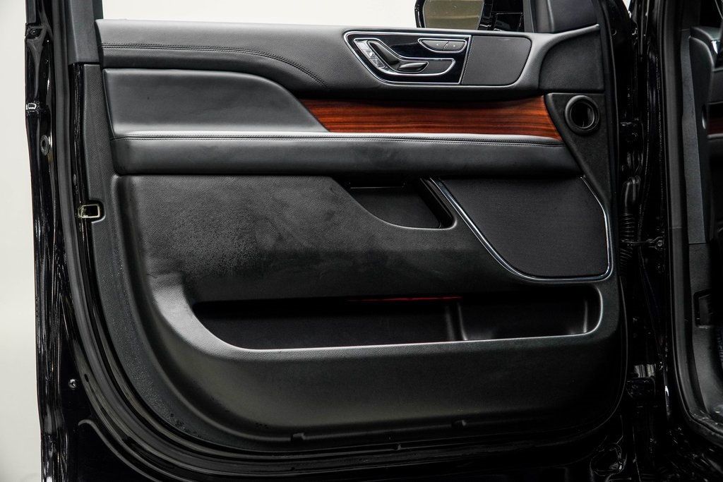 2024 Lincoln Navigator L Premiere photo 29
