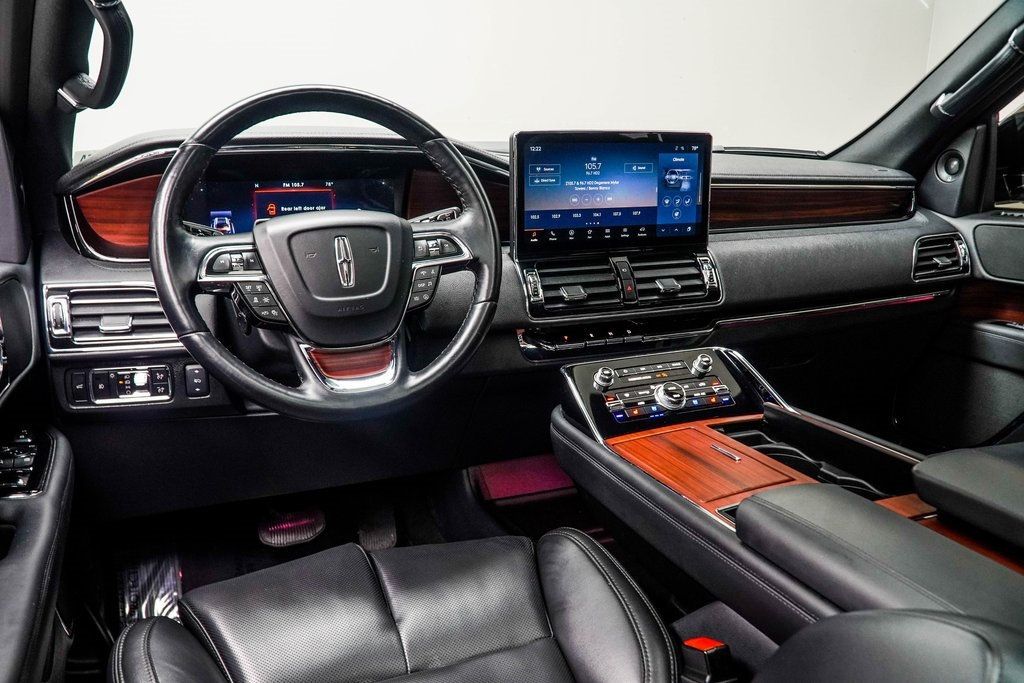 2024 Lincoln Navigator L Premiere photo 5